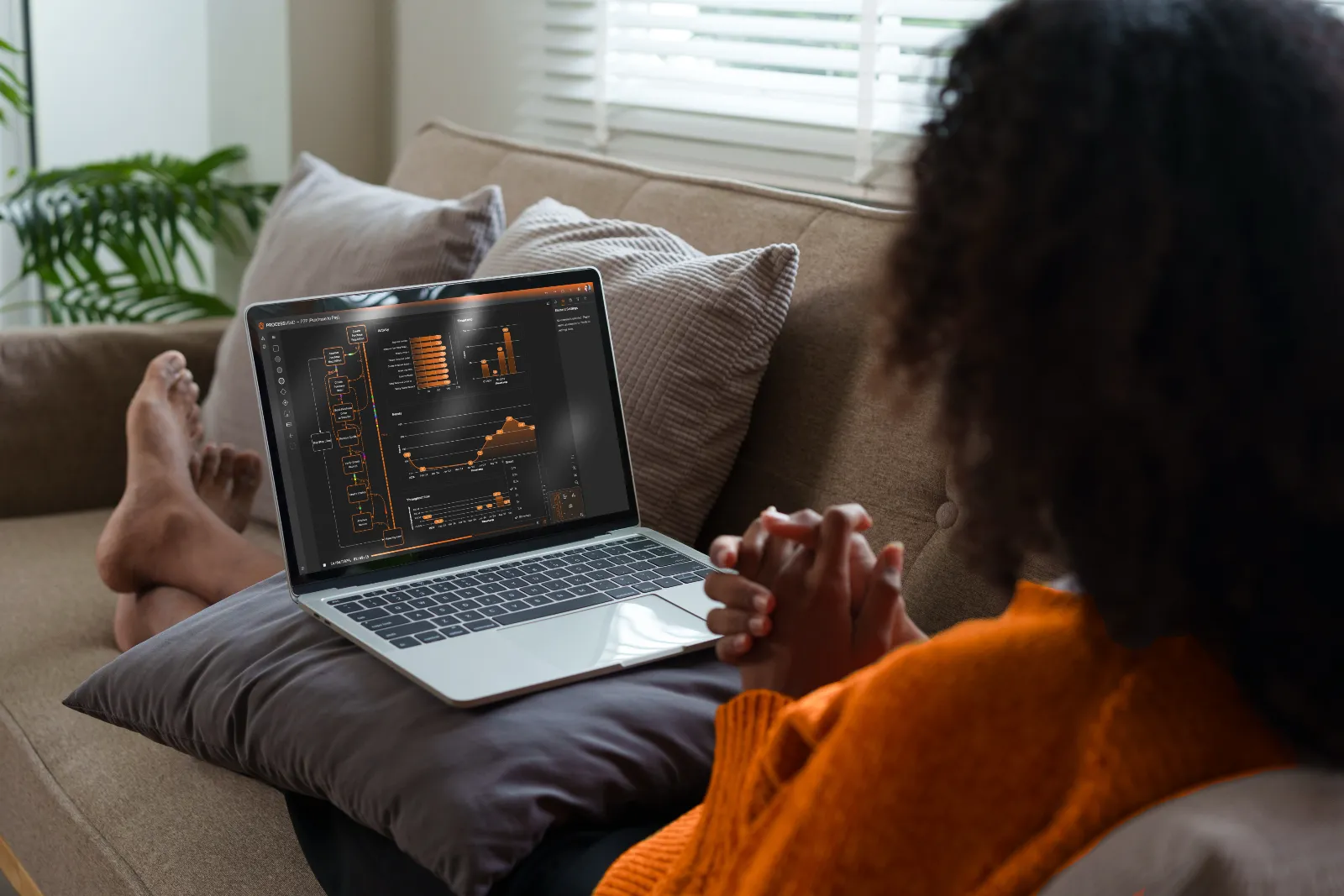 Process animation revealing flow patterns and bottlenecks in business process